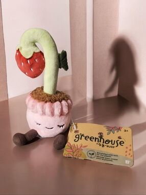 Kaitlyn the Strawberry 🍓 Plant 🌿 Plush Greenhouse by Russ Stuffed Animal NEW